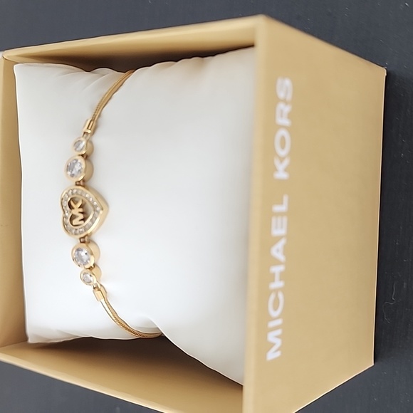 Michael kors goldtone adjustable bracelet - Picture 5 of 5